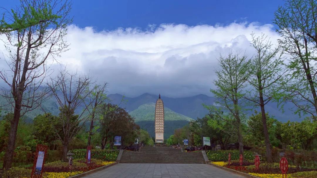 大理崇圣寺丨扯一片白云鋪床，留半輪明月看經(jīng)，天地之間找到平靜和安寧   大理旅游攻略