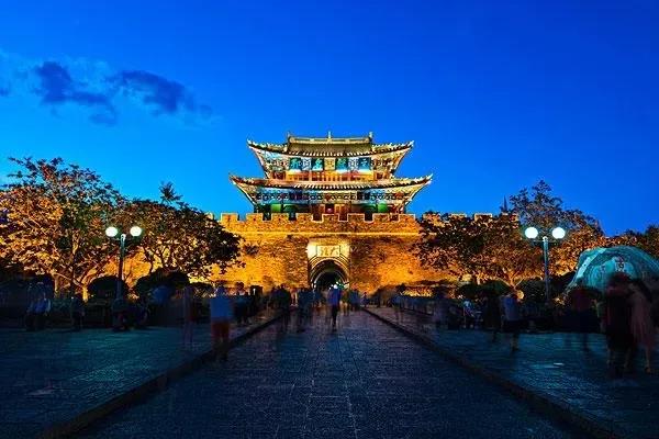 大理傳媒公司：漫步大理古城，盡享漫時(shí)光
