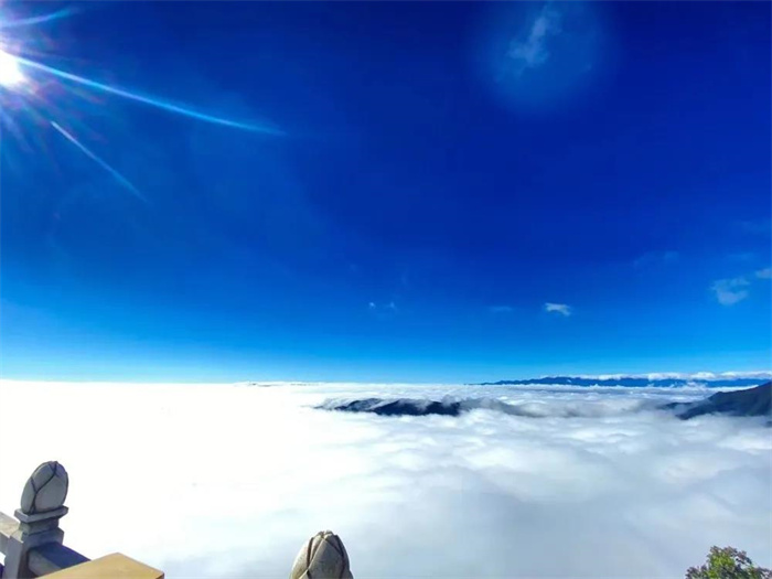 奔赴雞足山，看最美天際線，打卡大理小眾旅游地