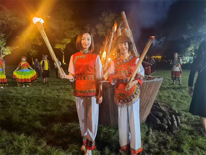 大理戶(hù)外團(tuán)建篝火晚會(huì)基地之蒼山故事莊園