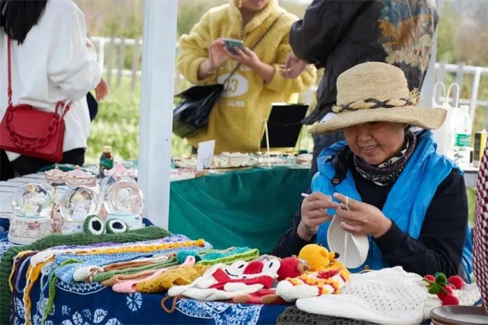 大理旅行：洱海邊，稻田里的集市；“文藝小青年們“”不一樣的