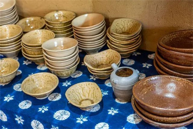 大理會獎團(tuán)建研學(xué)旅游民族特色禮物推薦之大理白族土陶