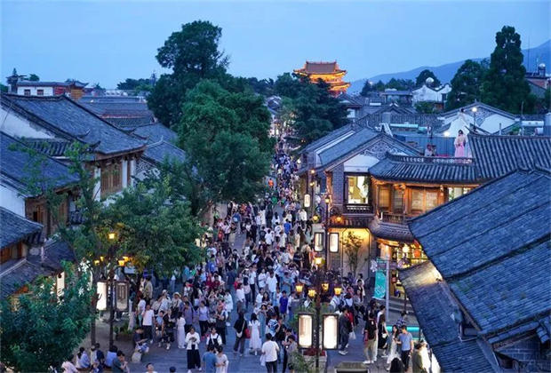 文旅周刊丨大理一村落擬入選中國美麗休閑鄉(xiāng)村、暑期大理旅游“熱”力十足