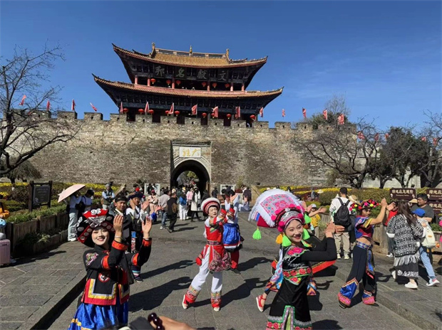 云南旅游,云南旅行社,云南團(tuán)建公司,云南活動(dòng)執(zhí)行,大理旅游,大理旅行社,大理團(tuán)建公司,大理策劃公司,大理活動(dòng)執(zhí)行：在大理，遇見詩與遠(yuǎn)方